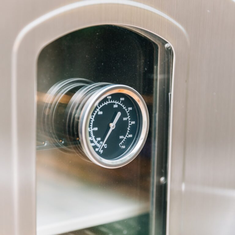 Summerset SS-OVBI 23″ Outdoor Gas Pizza Oven – Stainless Steel, Lifetime Warranty