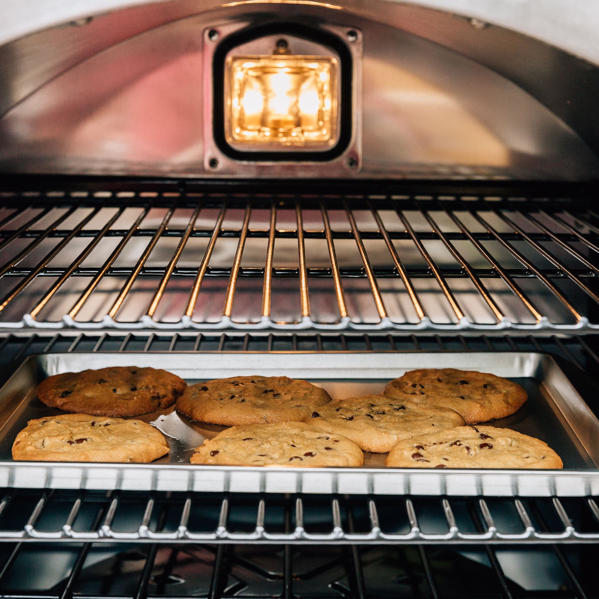 Summerset SS-OVBI 23″ Outdoor Gas Pizza Oven – Stainless Steel, Lifetime Warranty