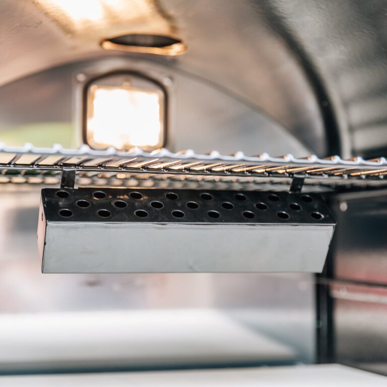 Summerset SS-OVBI 23″ Outdoor Gas Pizza Oven – Stainless Steel, Lifetime Warranty