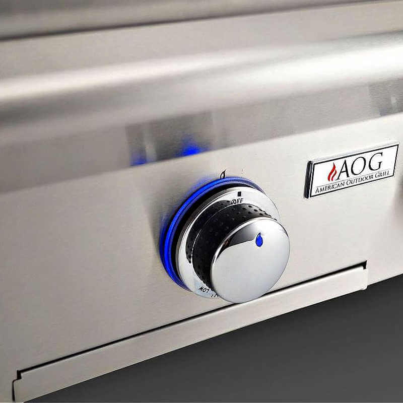 American Outdoor Grill L-Series 24″ In-Ground Post Gas Grill – 548 sq in, 32 K BTU, Made in USA