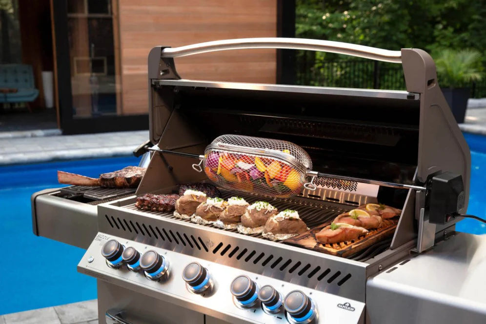 Napoleon Prestige PRO 665 “BIG44” 44″ Built-In Gas Grill with Infrared Rear Burner