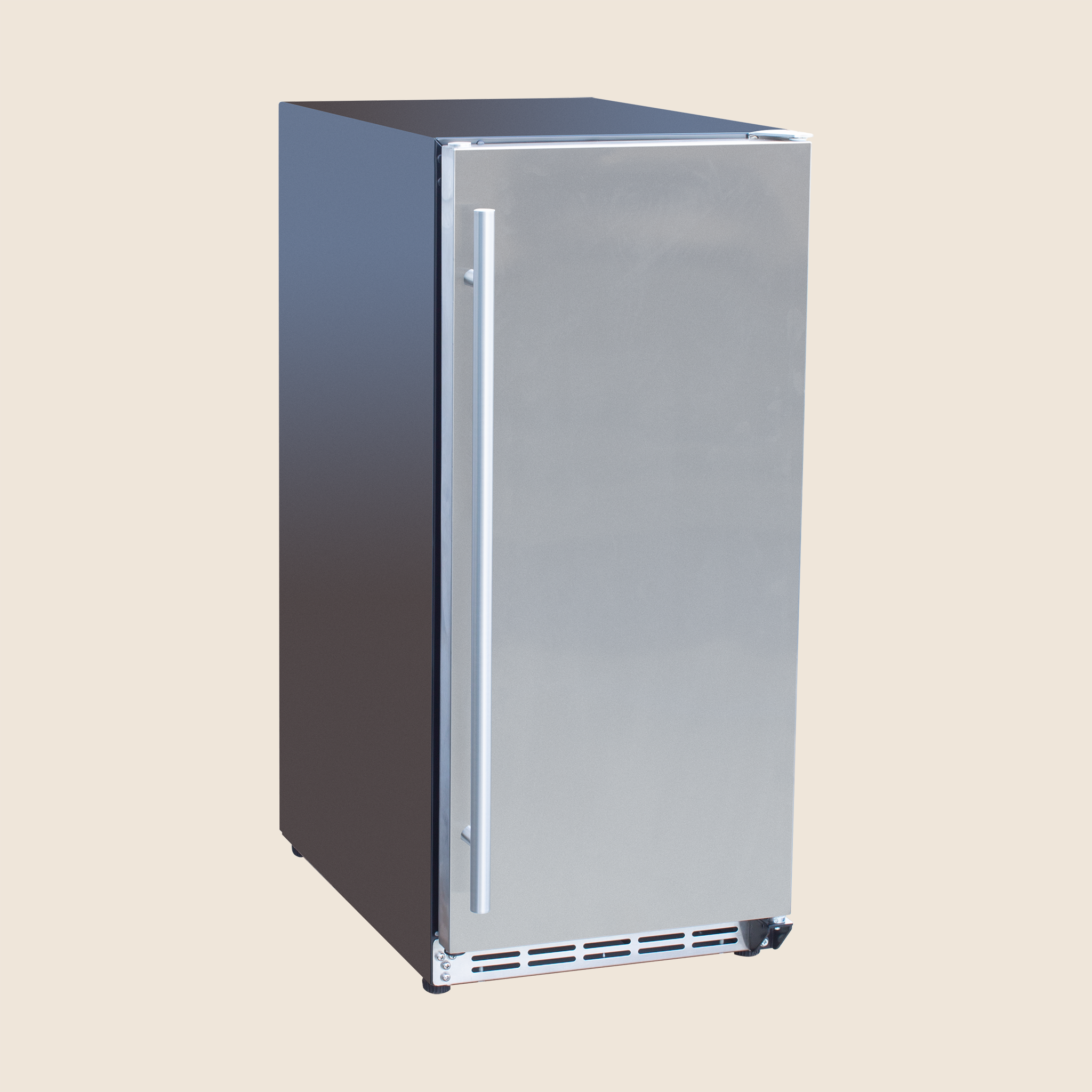 Summerset RFR-15S 15″ Outdoor-Rated Refrigerator – 3.2 Cu Ft, Front-Vented