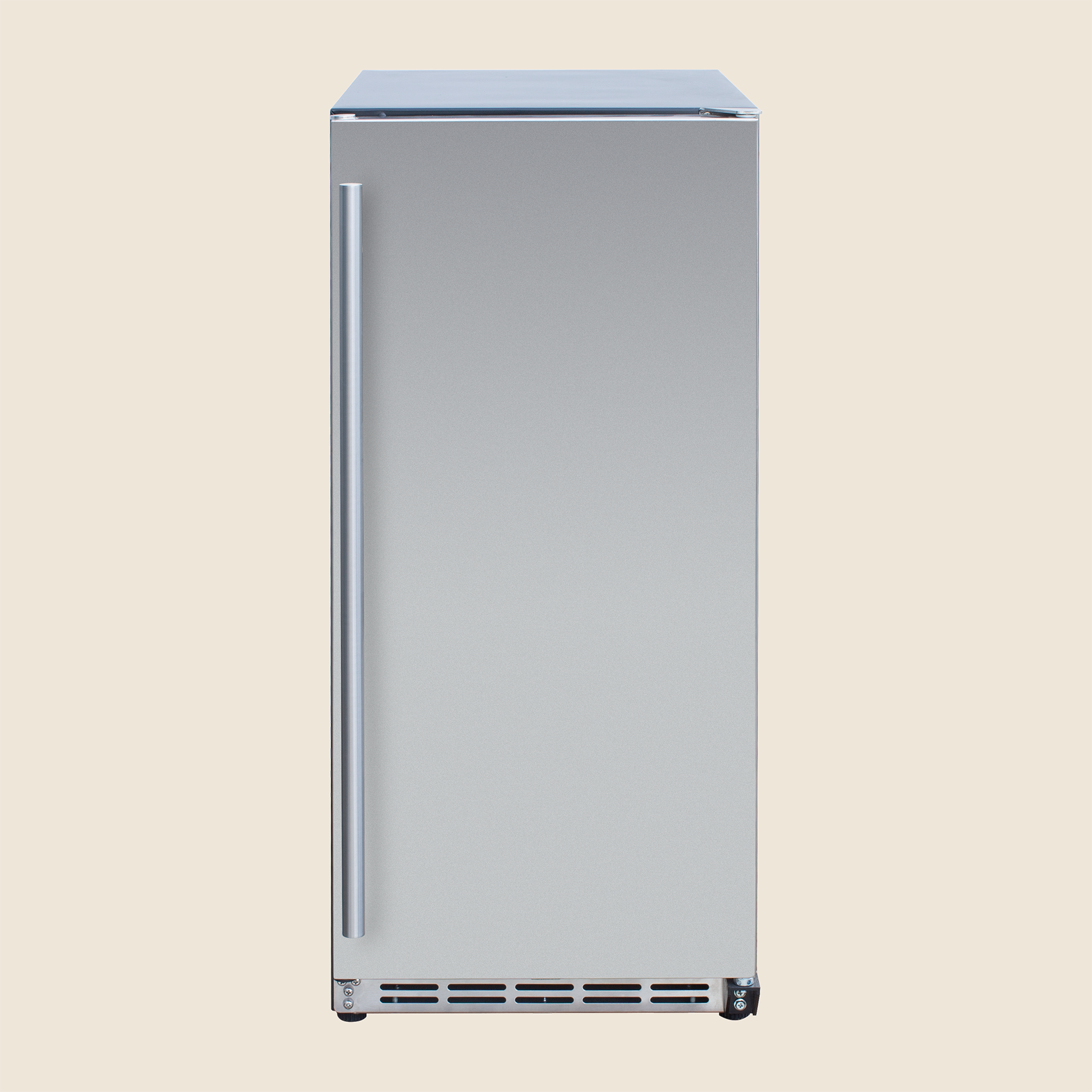 Summerset RFR-15S 15″ Outdoor-Rated Refrigerator – 3.2 Cu Ft, Front-Vented